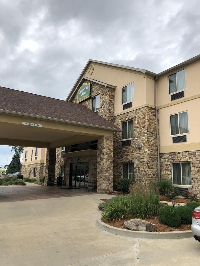 Countryview Inn & Suites Robinson Exterior photo