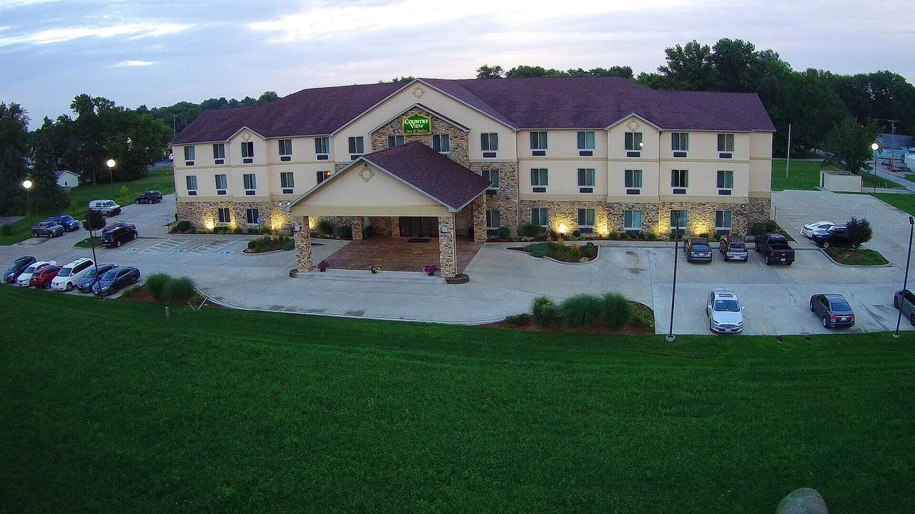 Countryview Inn & Suites Robinson Exterior photo